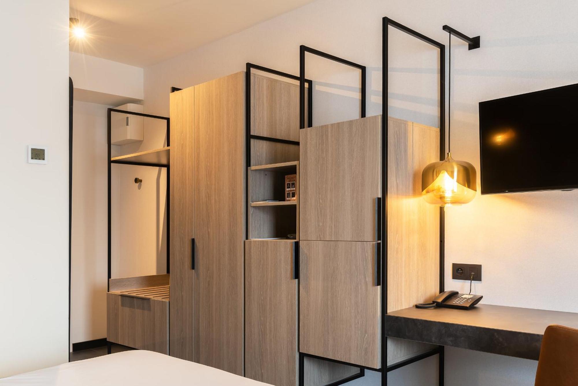Ariane Hotel Ieper Ruang foto