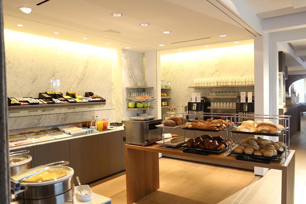Ariane Hotel Ieper Bagian luar foto