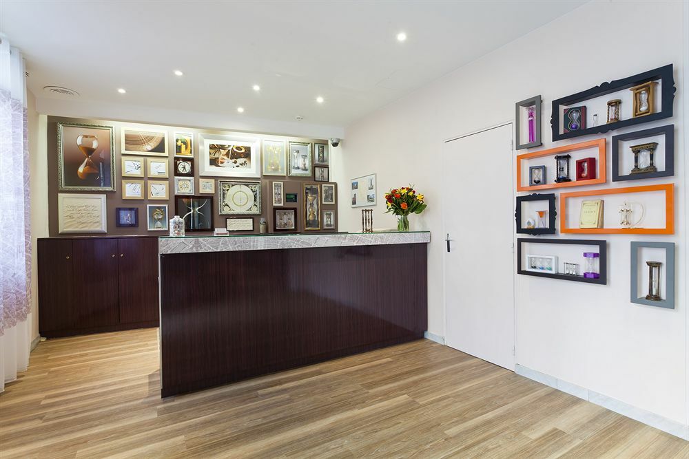 Ariane Hotel Ieper Bagian luar foto