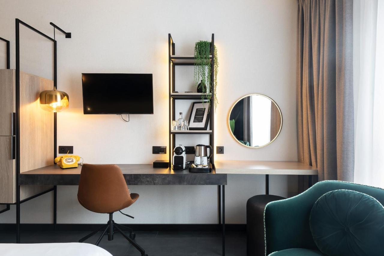 Ariane Hotel Ieper Bagian luar foto